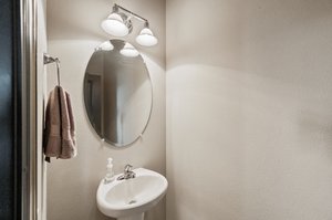  Photo 35