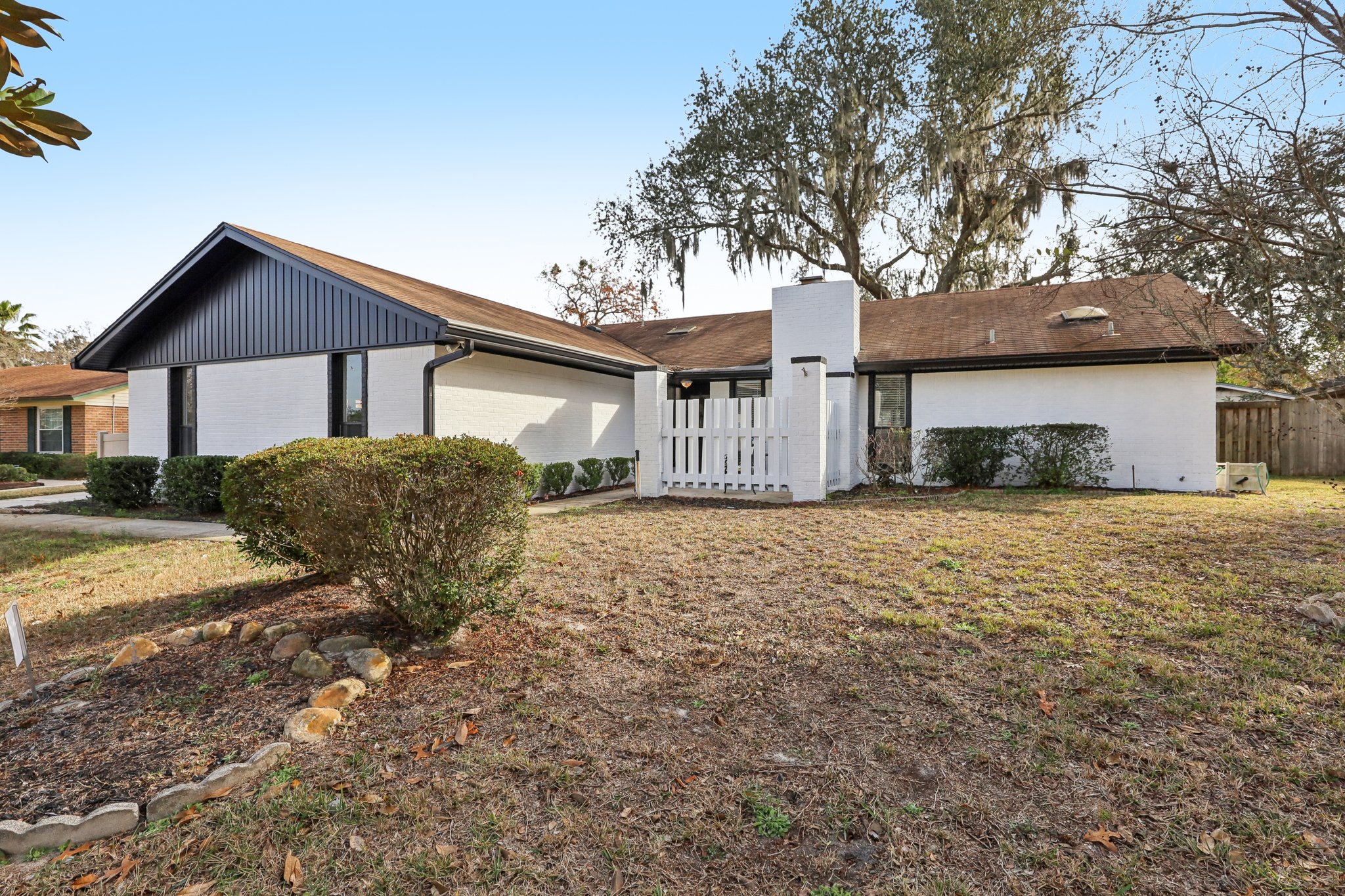 Glenloch Ct-S2201-003.jpg
