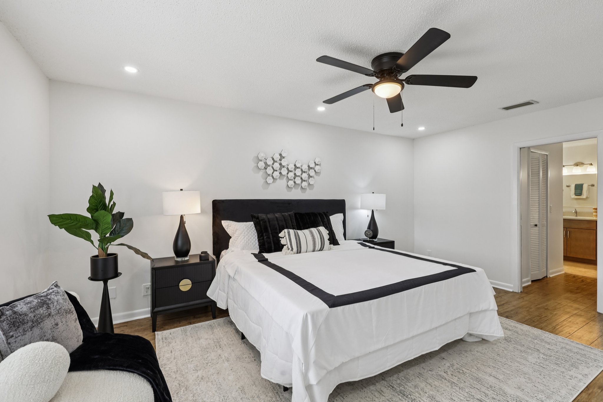 Glenloch Ct-S2201-027.jpg