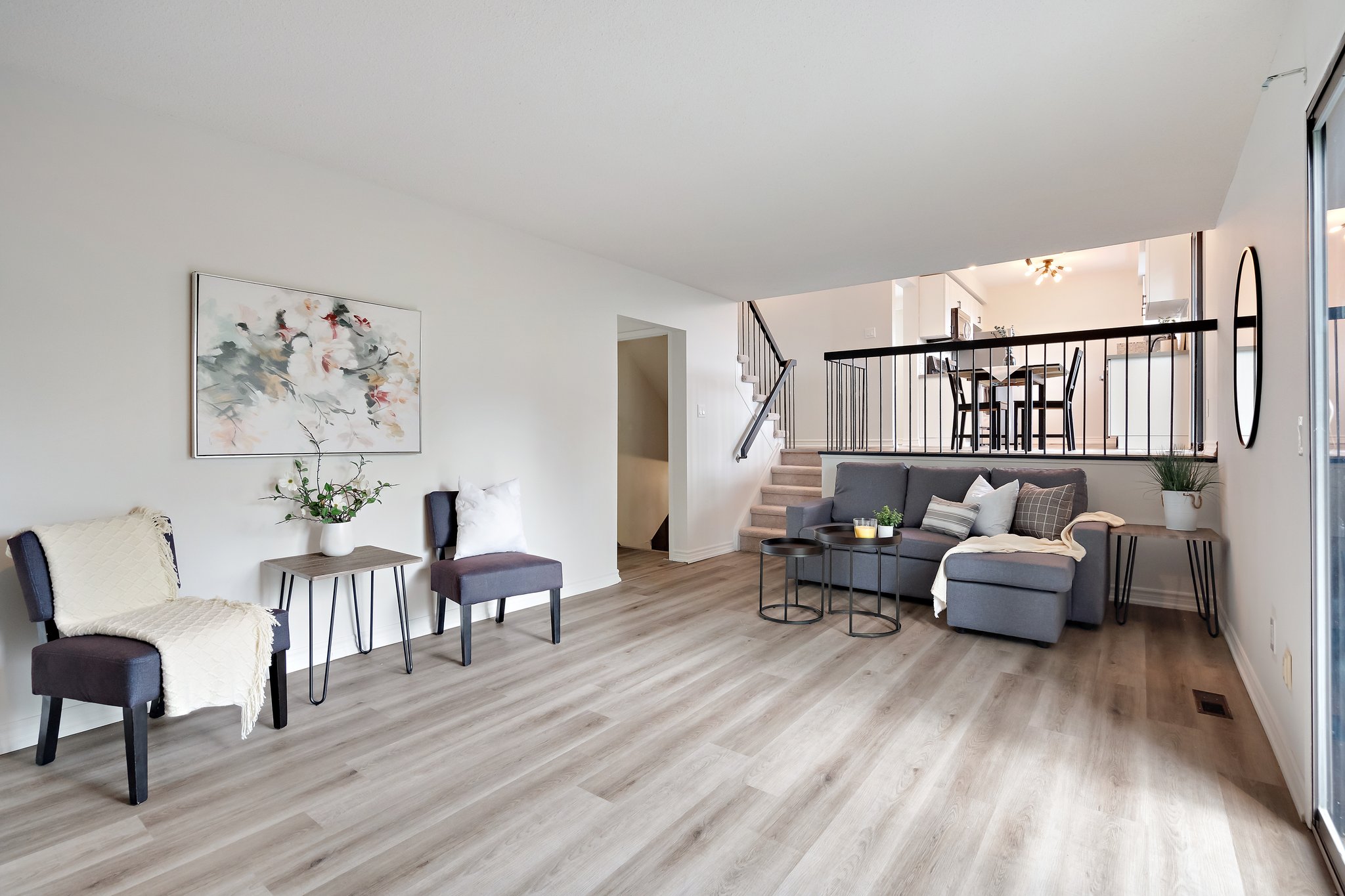 2577 Ridgetop Crescent, Peterborough, ON K9L 1J1, Canada Photo 7