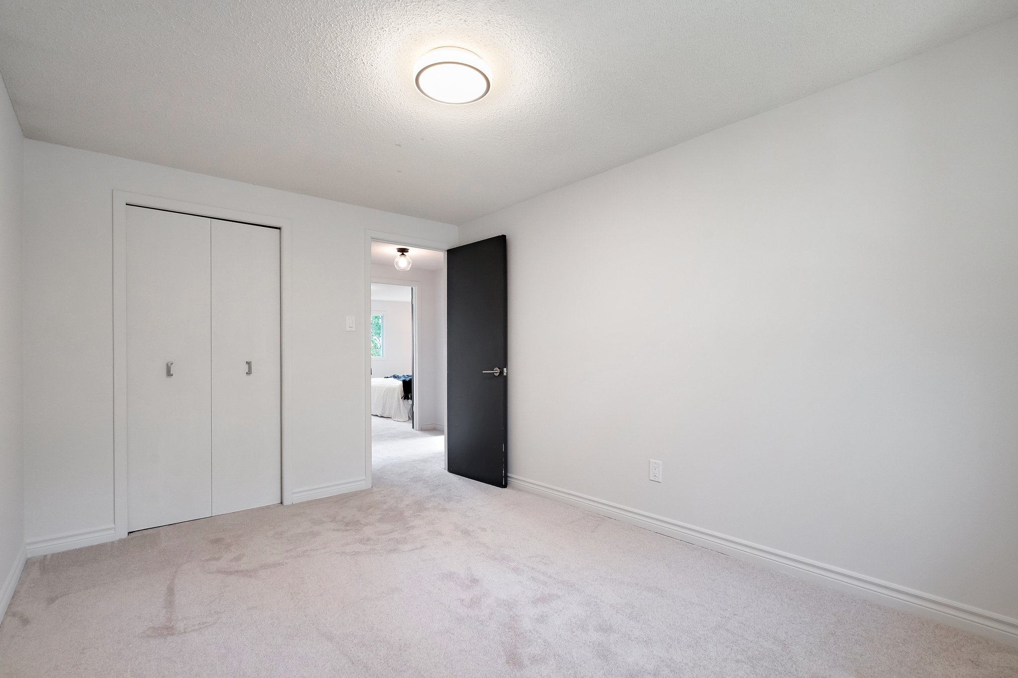 2577 Ridgetop Crescent, Peterborough, ON K9L 1J1, Canada Photo 28