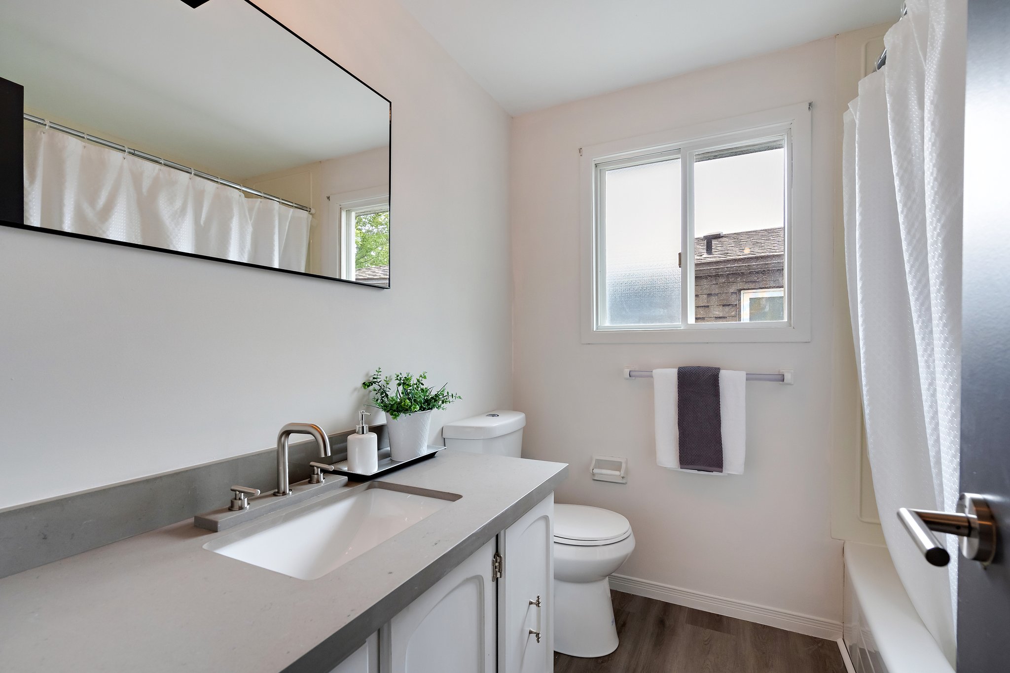 2577 Ridgetop Crescent, Peterborough, ON K9L 1J1, Canada Photo 29