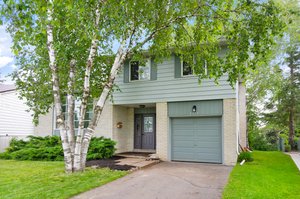 2577 Ridgetop Crescent, Peterborough, ON K9L 1J1, Canada Photo 1