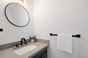 2577 Ridgetop Crescent, Peterborough, ON K9L 1J1, Canada Photo 19