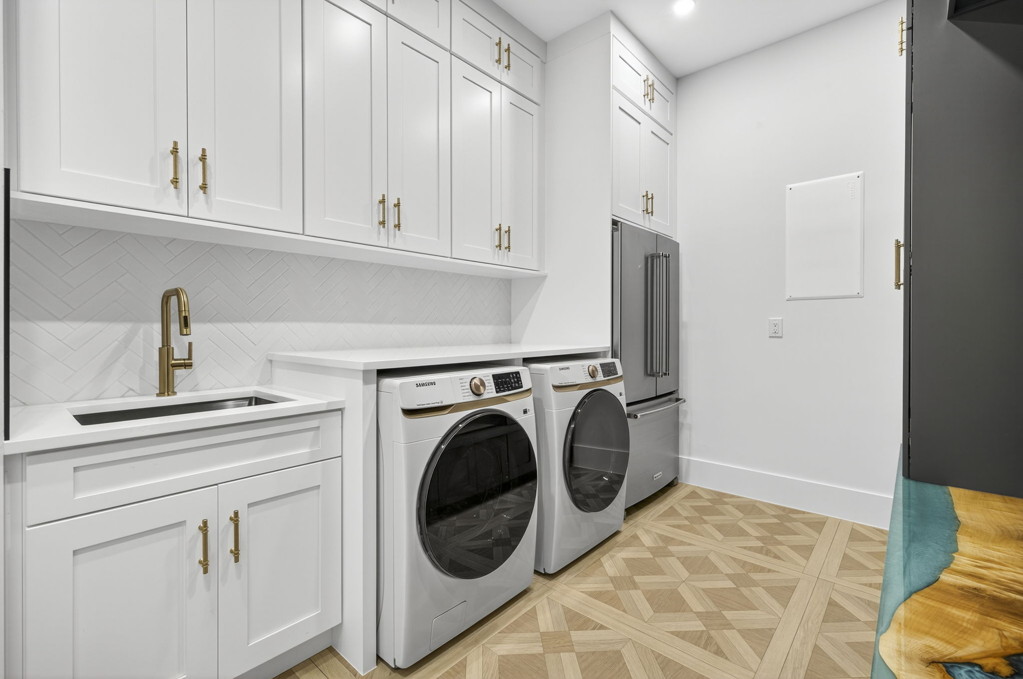 Laundry Room 1 of 2