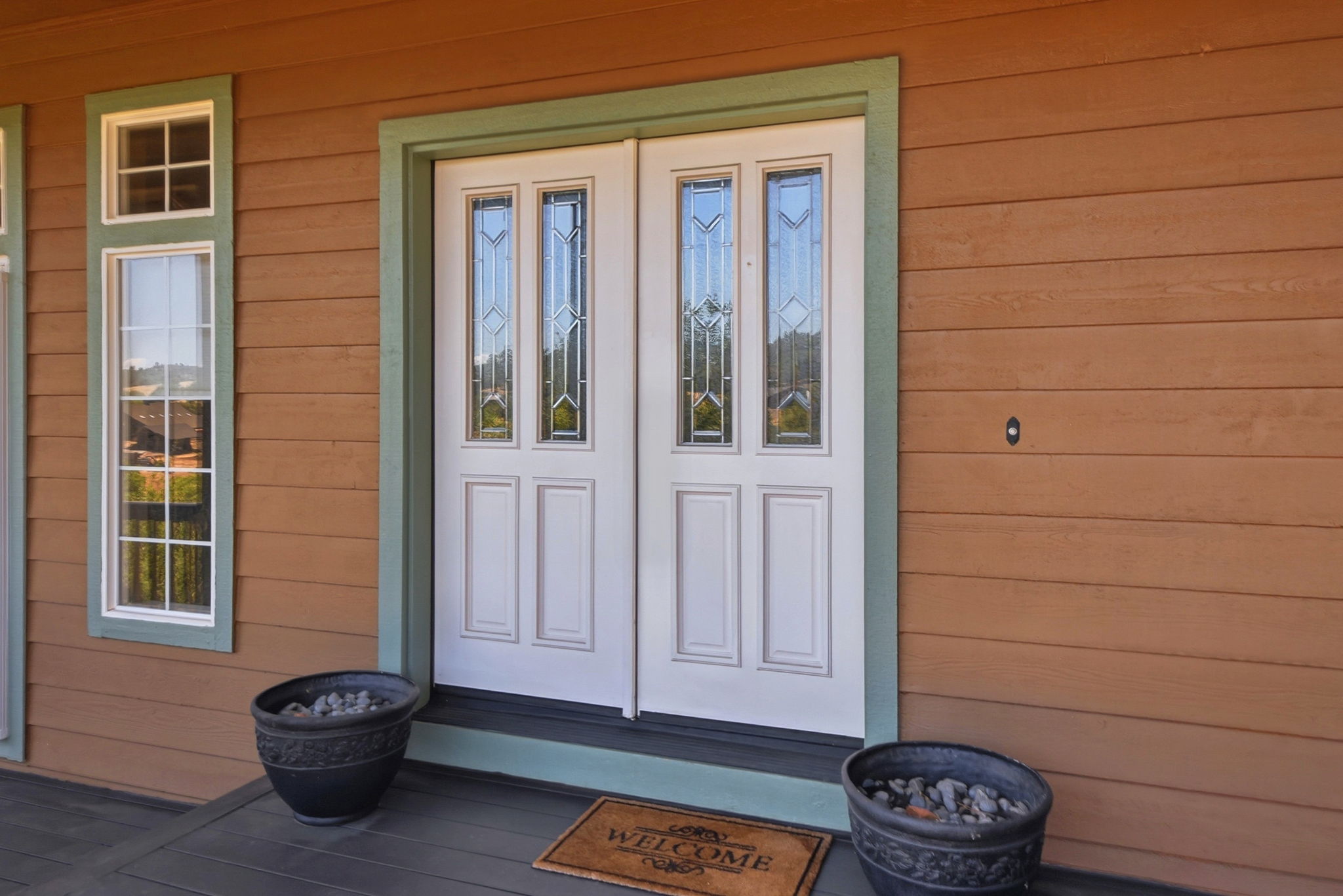 Front Entry Detail