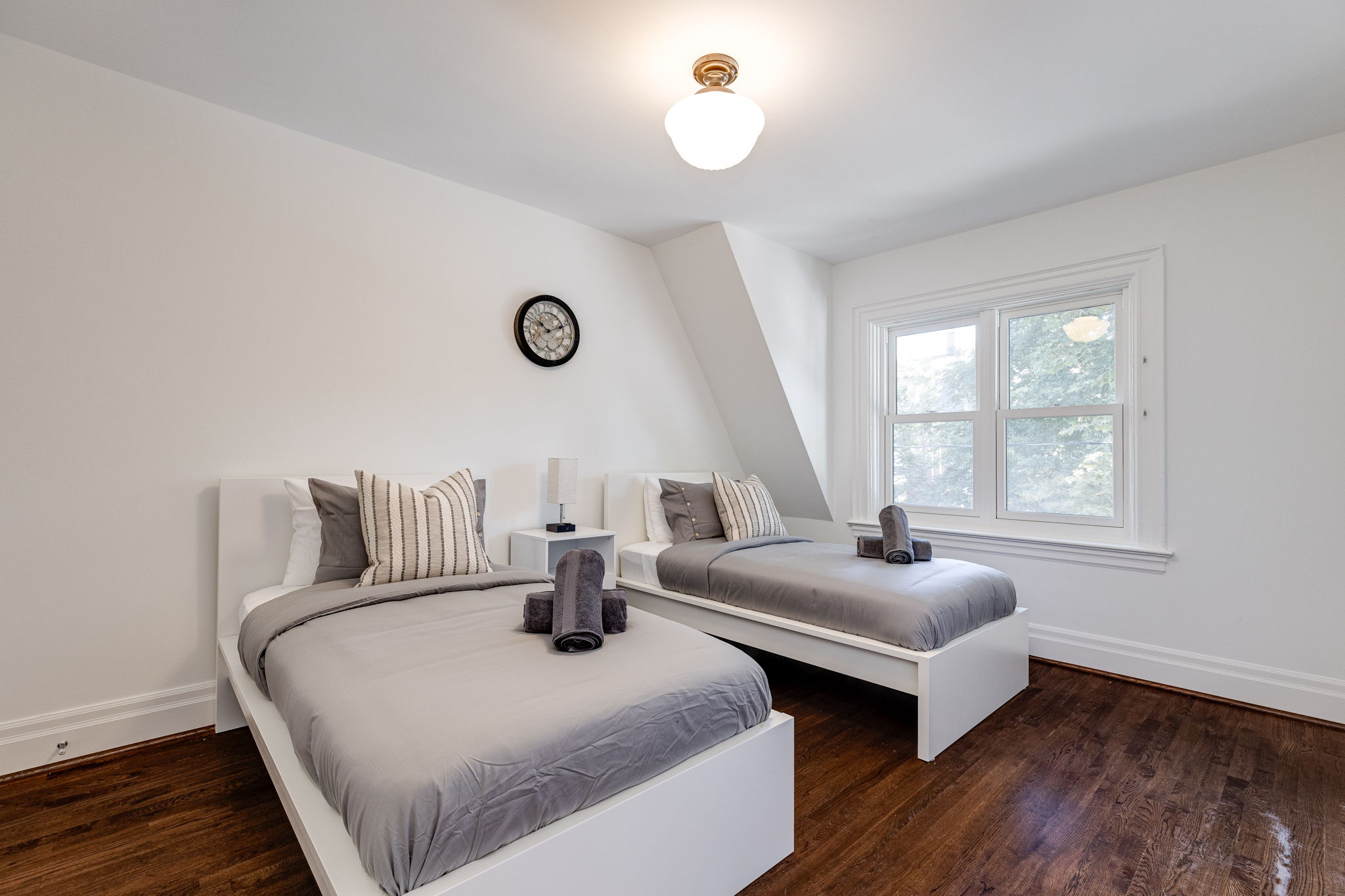 Toronto property showcase — delivered property photograph 9