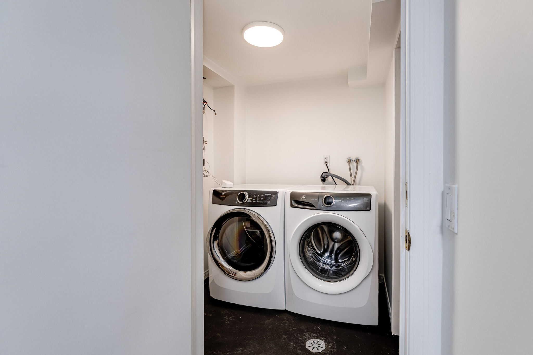 Toronto property showcase — delivered property photograph 14