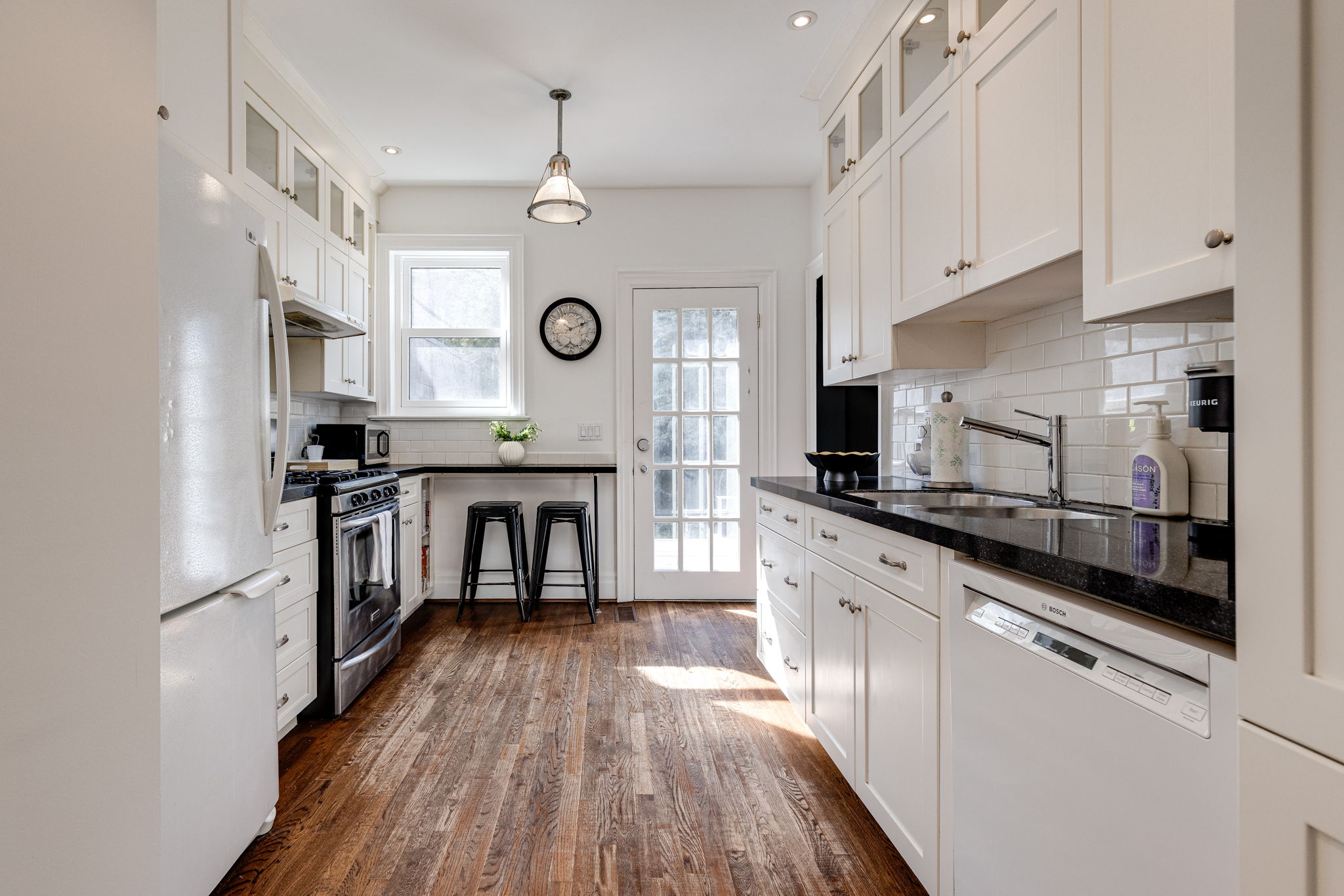 Toronto property showcase — delivered property photograph 9