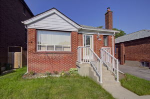  Photo 0