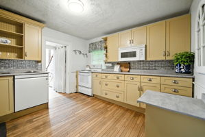  Photo 23