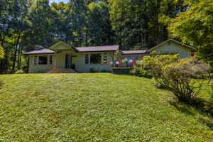  Photo 0