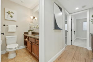  Photo 23