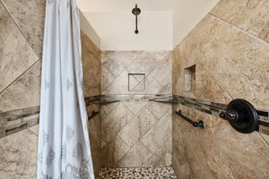 Primary Bathroom_2