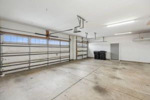 24_Interior