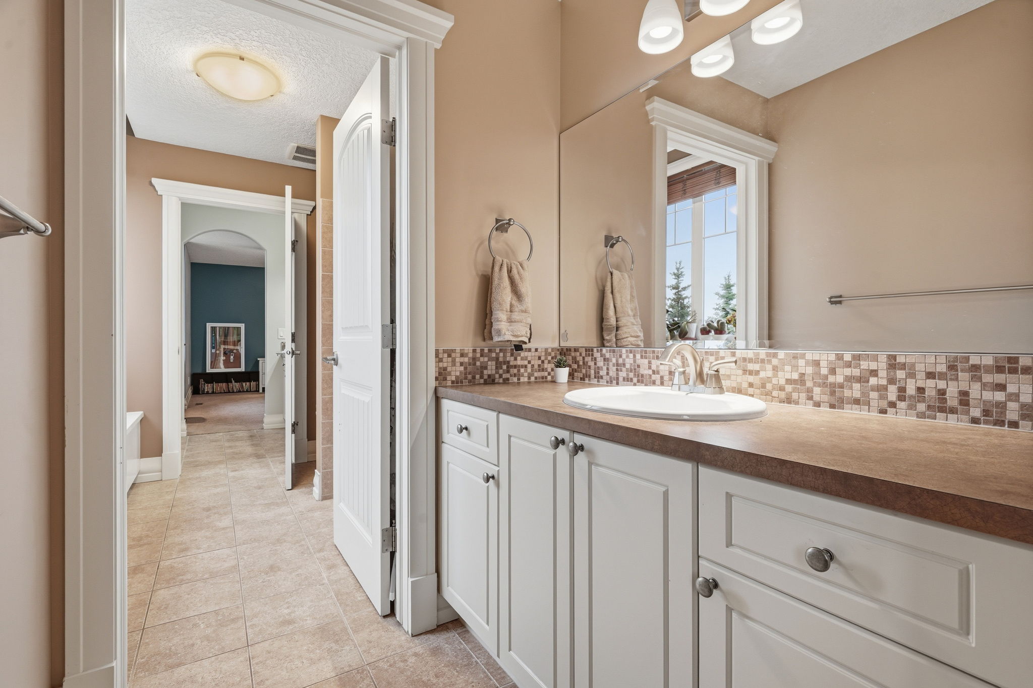  Photo 74