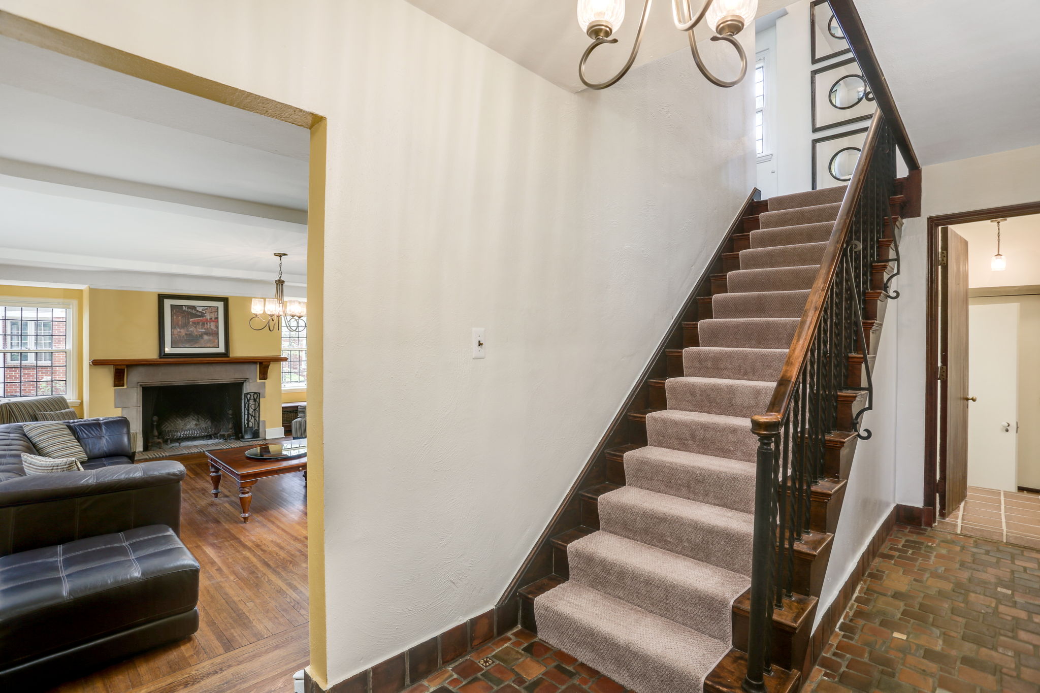  25831 Salem Rd, Huntington Woods, MI 48070, US Photo 18
