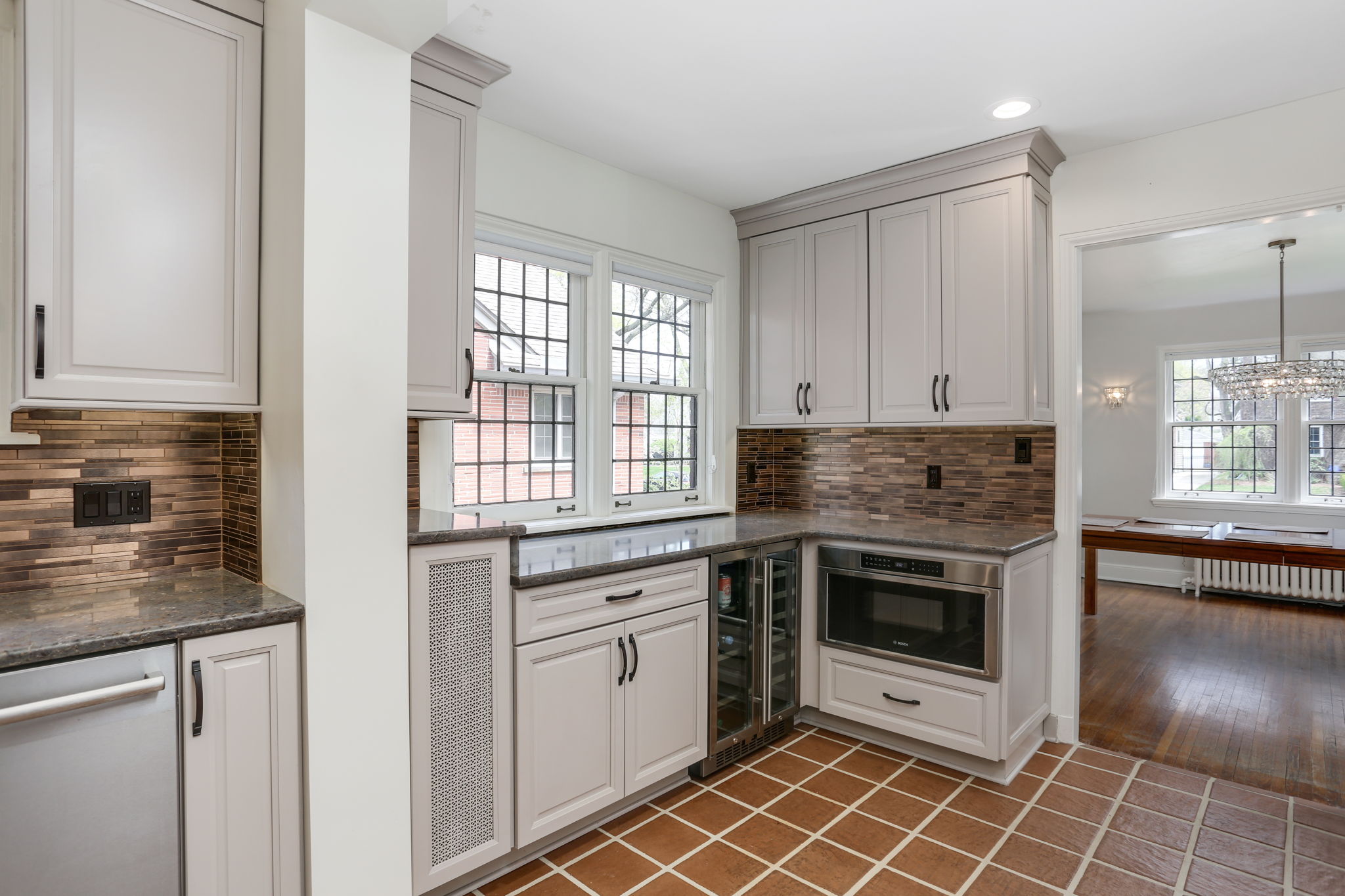  25831 Salem Rd, Huntington Woods, MI 48070, US Photo 15
