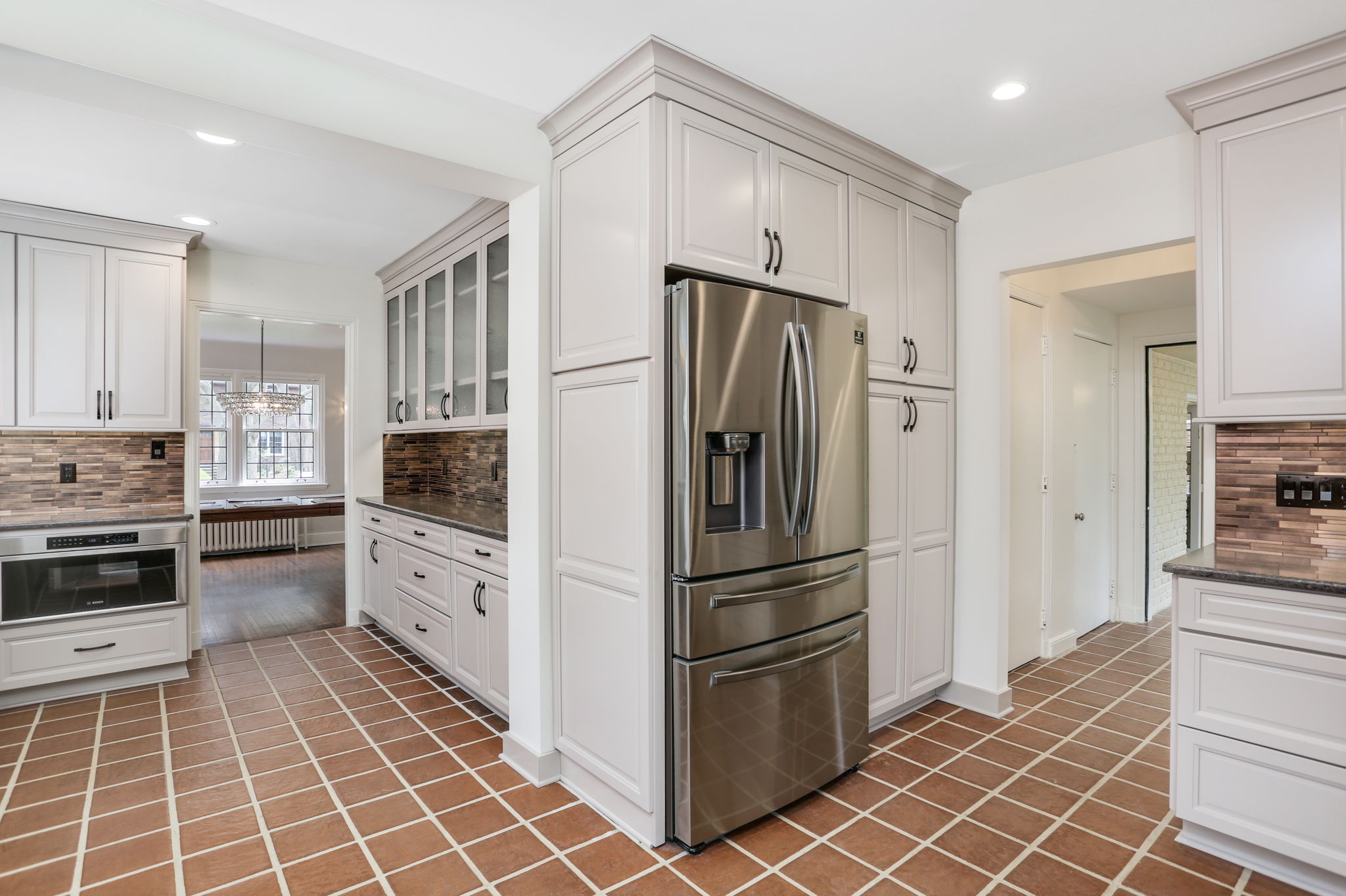 25831 Salem Rd, Huntington Woods, MI 48070, US Photo 16
