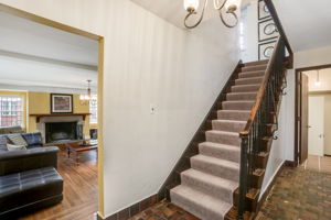 25831 Salem Rd, Huntington Woods, MI 48070, US Photo 17