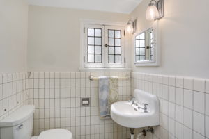  25831 Salem Rd, Huntington Woods, MI 48070, US Photo 31