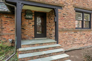  25831 Salem Rd, Huntington Woods, MI 48070, US Photo 3