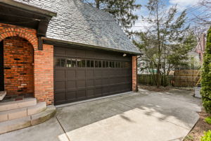  25831 Salem Rd, Huntington Woods, MI 48070, US Photo 1