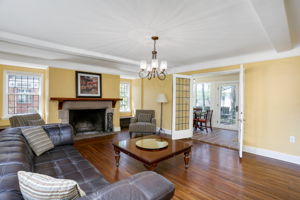  25831 Salem Rd, Huntington Woods, MI 48070, US Photo 6