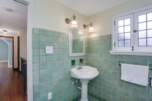  25831 Salem Rd, Huntington Woods, MI 48070, US Photo 20