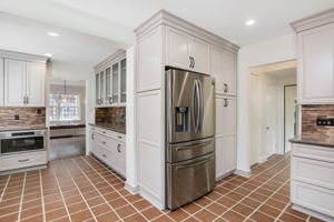  25831 Salem Rd, Huntington Woods, MI 48070, US Photo 15