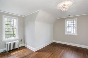  25831 Salem Rd, Huntington Woods, MI 48070, US Photo 29