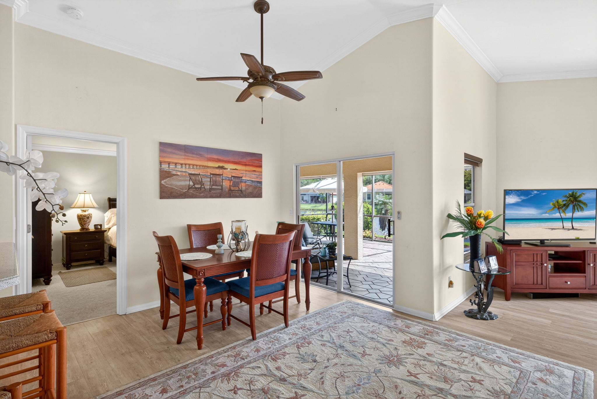Dining Room 1 of 2