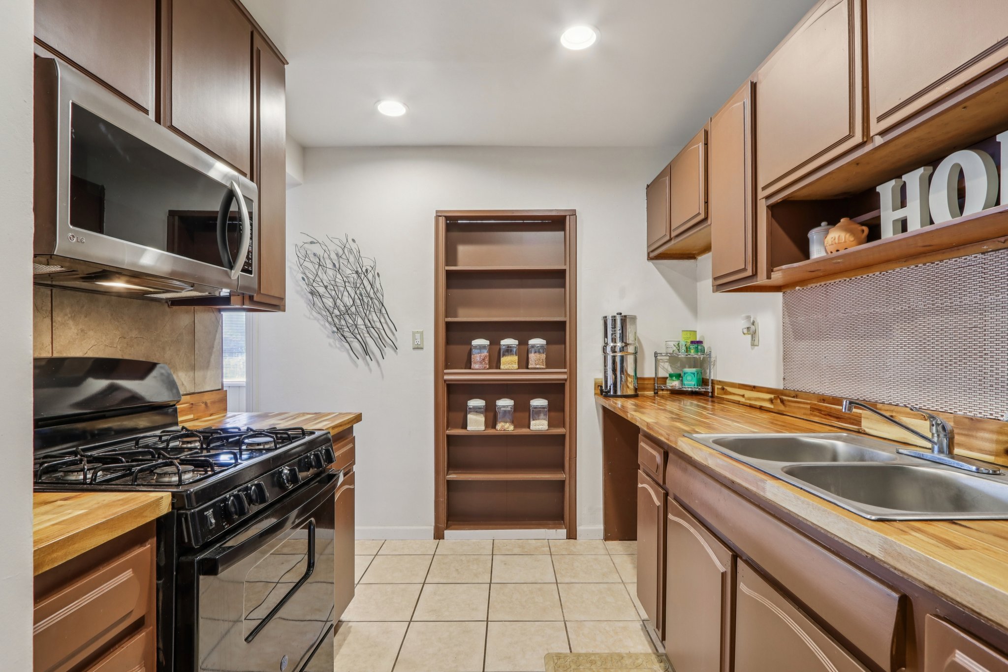 Vine St-S0810-015.jpg