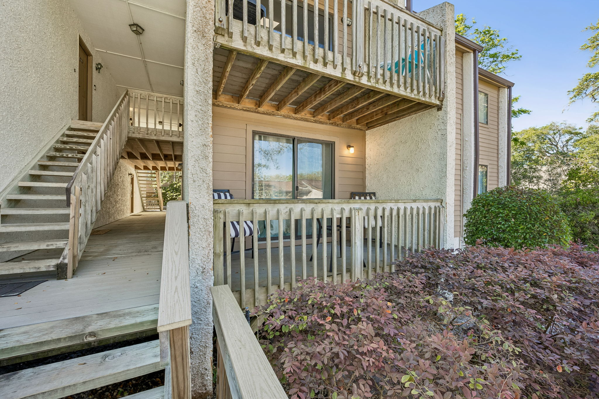 Welcome to 2584 Forest Ridge Dr