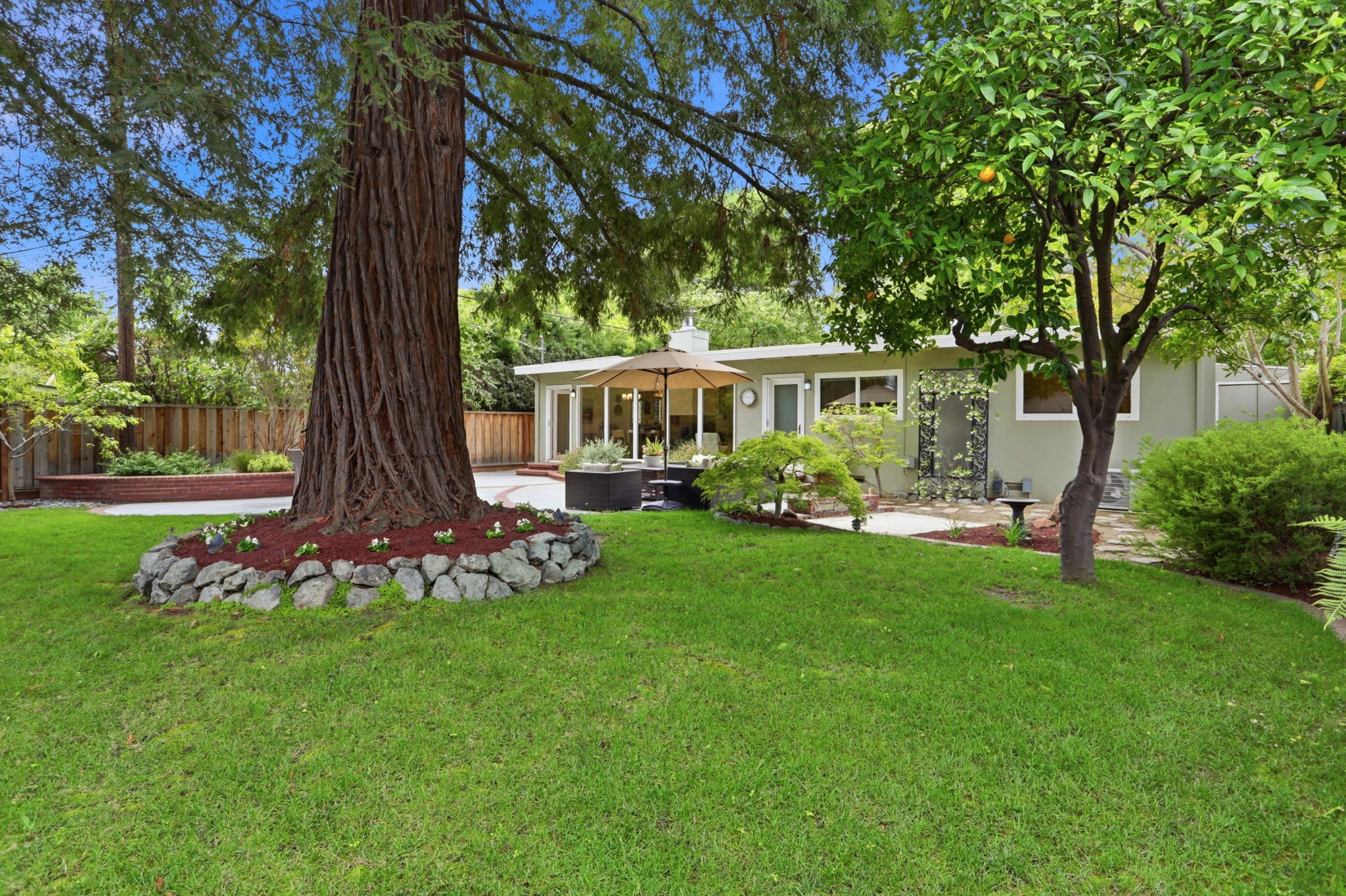030_F8_2584 Lansford Ave