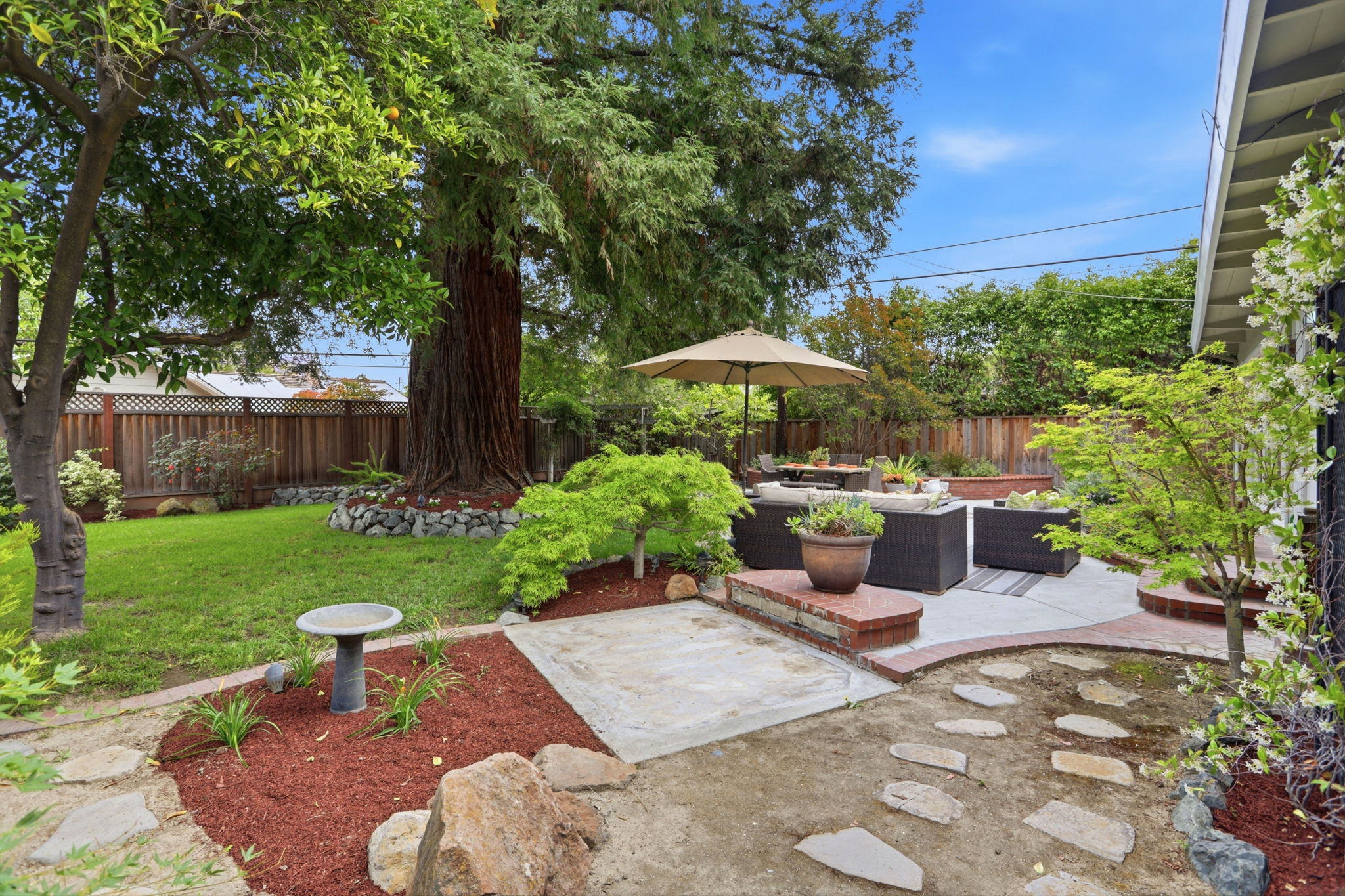 031_F8_2584 Lansford Ave