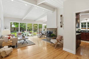 006_F8_2584 Lansford Ave