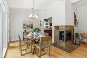 013_F8_2584 Lansford Ave