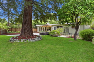 030_F8_2584 Lansford Ave