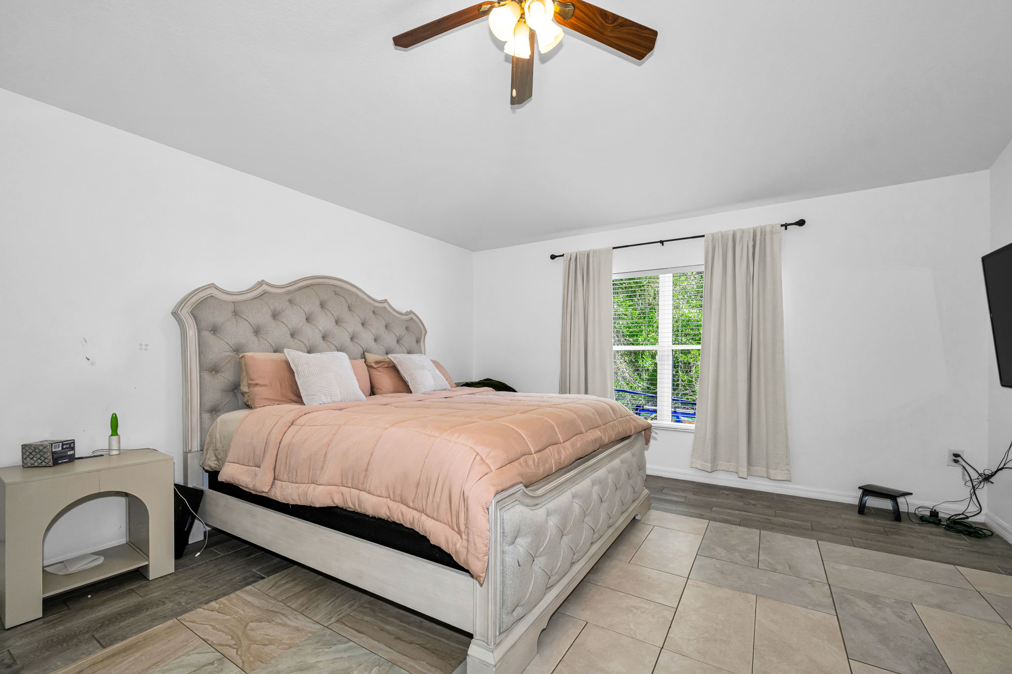 Primary Bedroom 1b