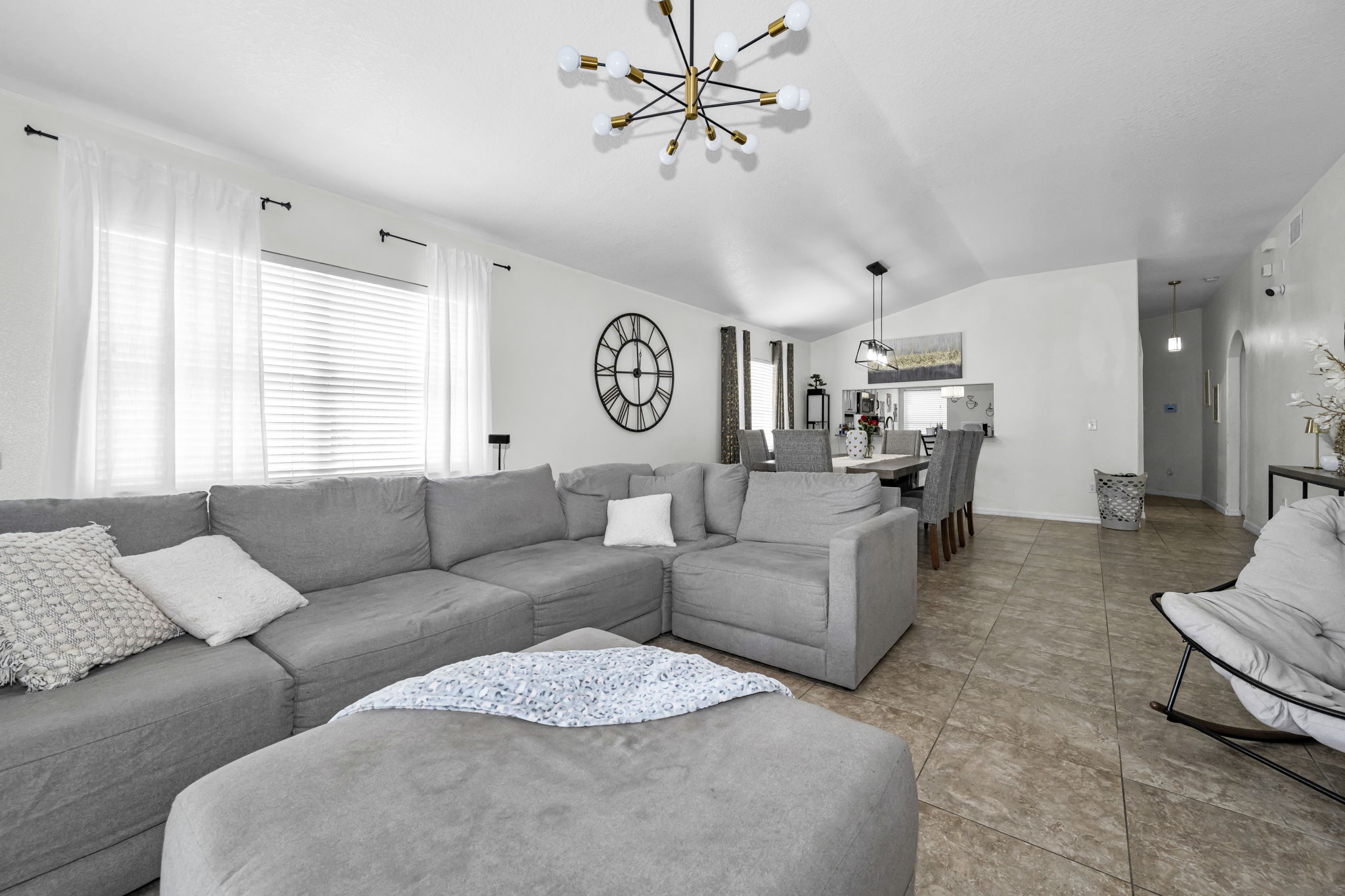 Living Room 4