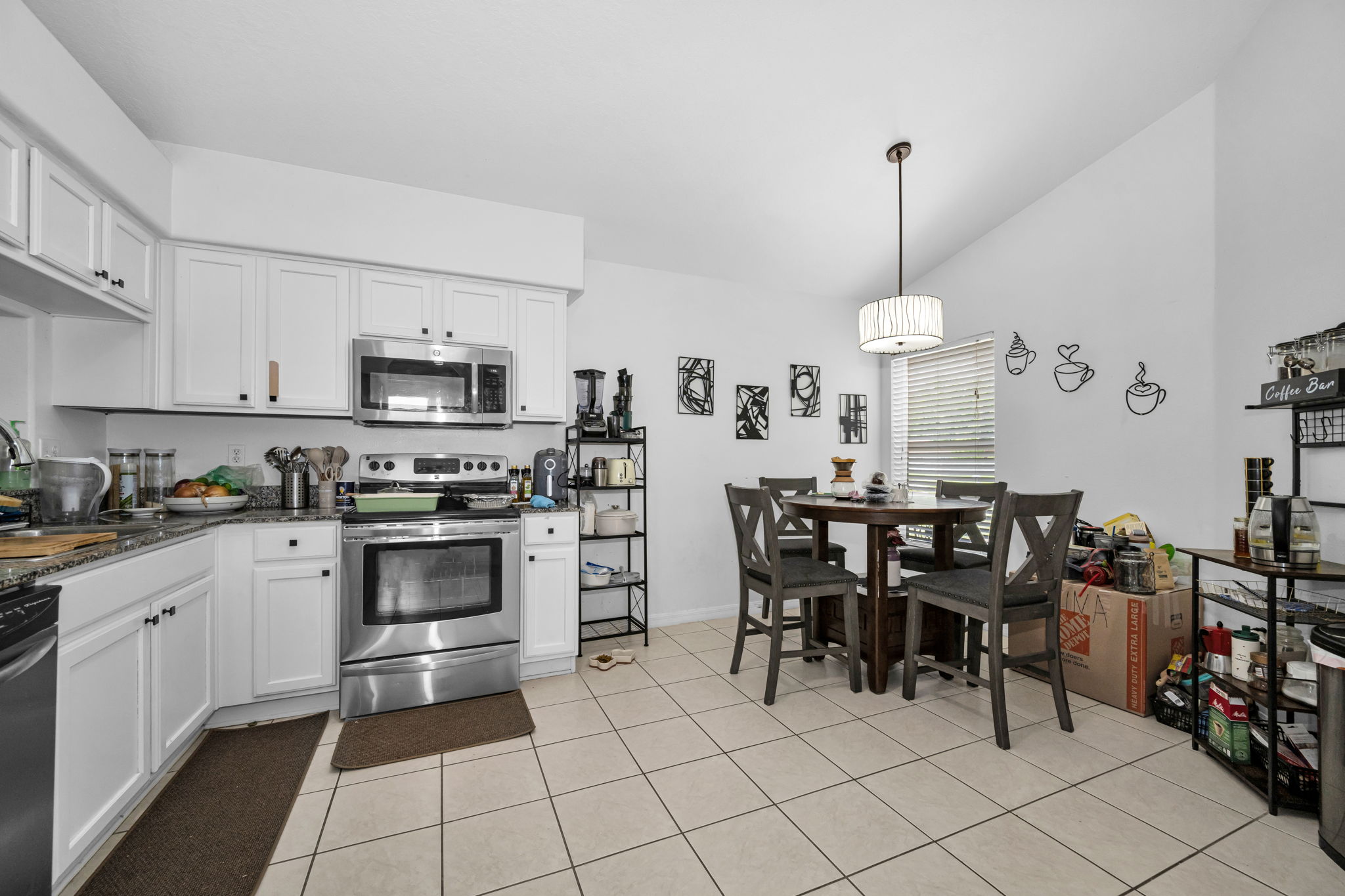 Kitchen 1