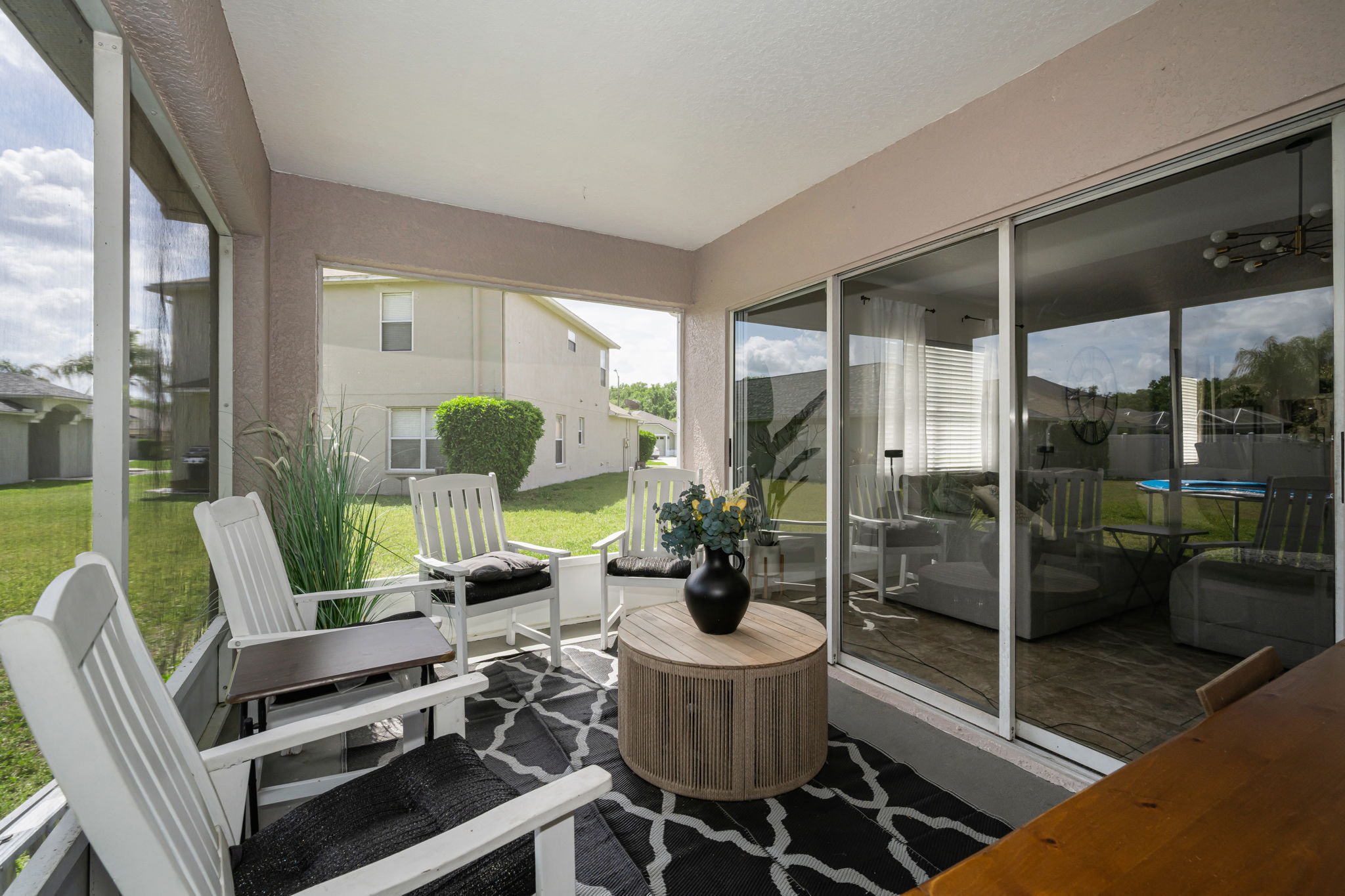 Lanai 2