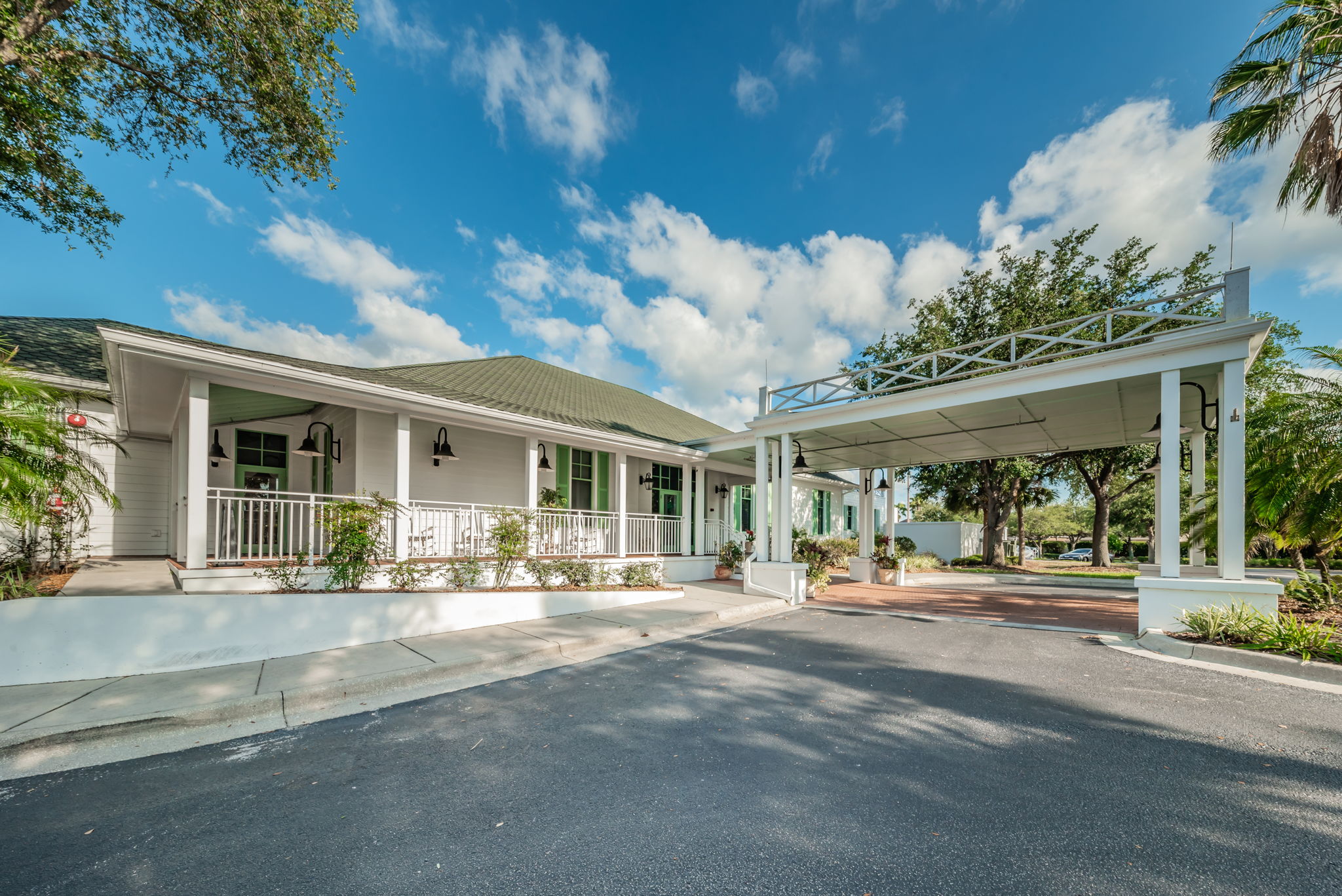 Clubhouse1-2