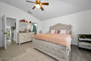 Primary Bedroom 1a