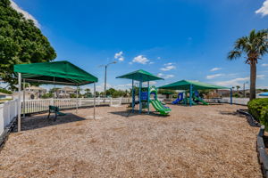18-Fenced Park
