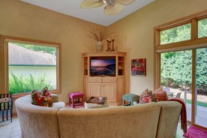  2585 Sean's Way, North Saint Paul, MN 55109, US Photo 9