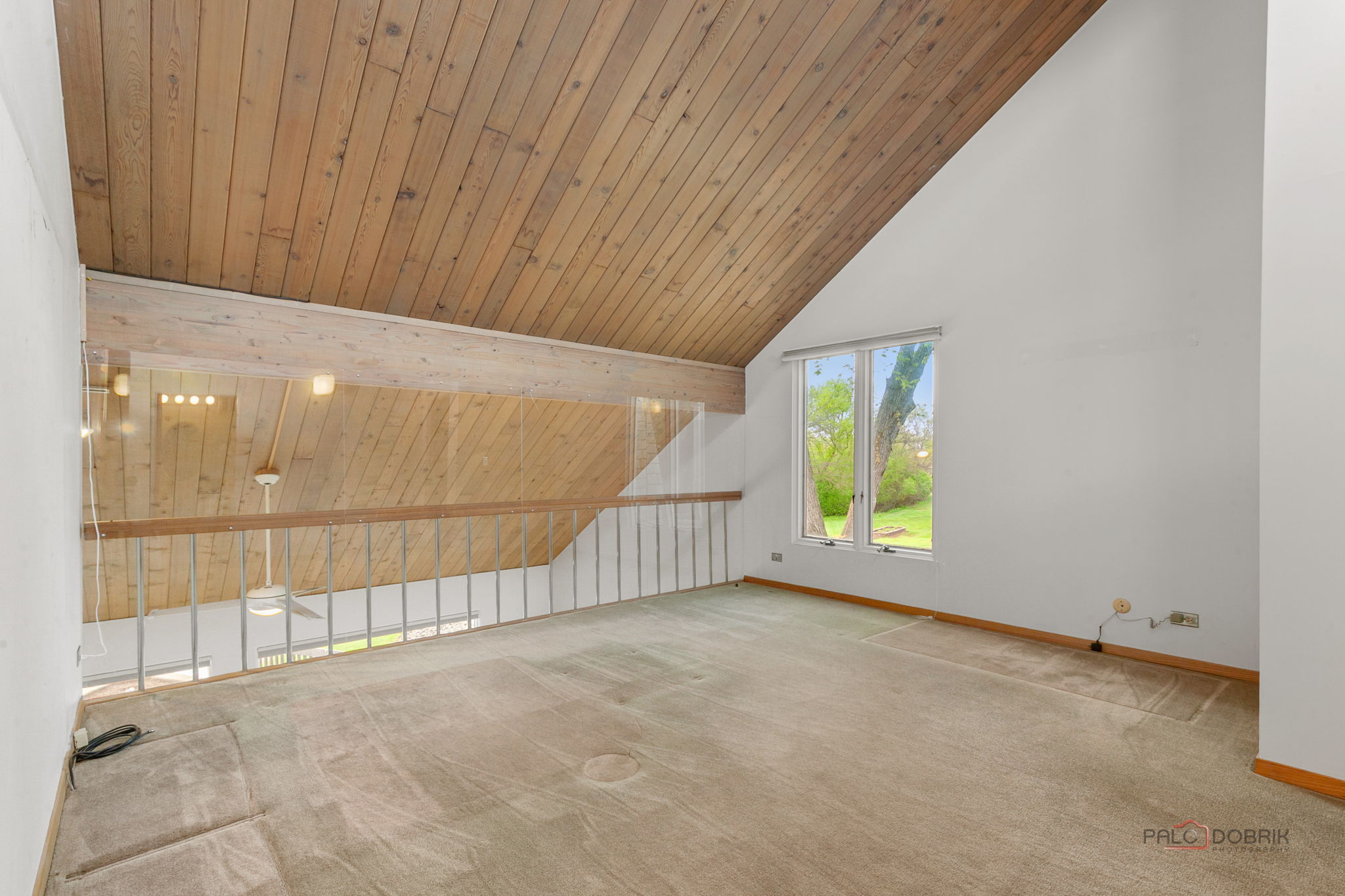 Office/flex space overlooking Kitchen