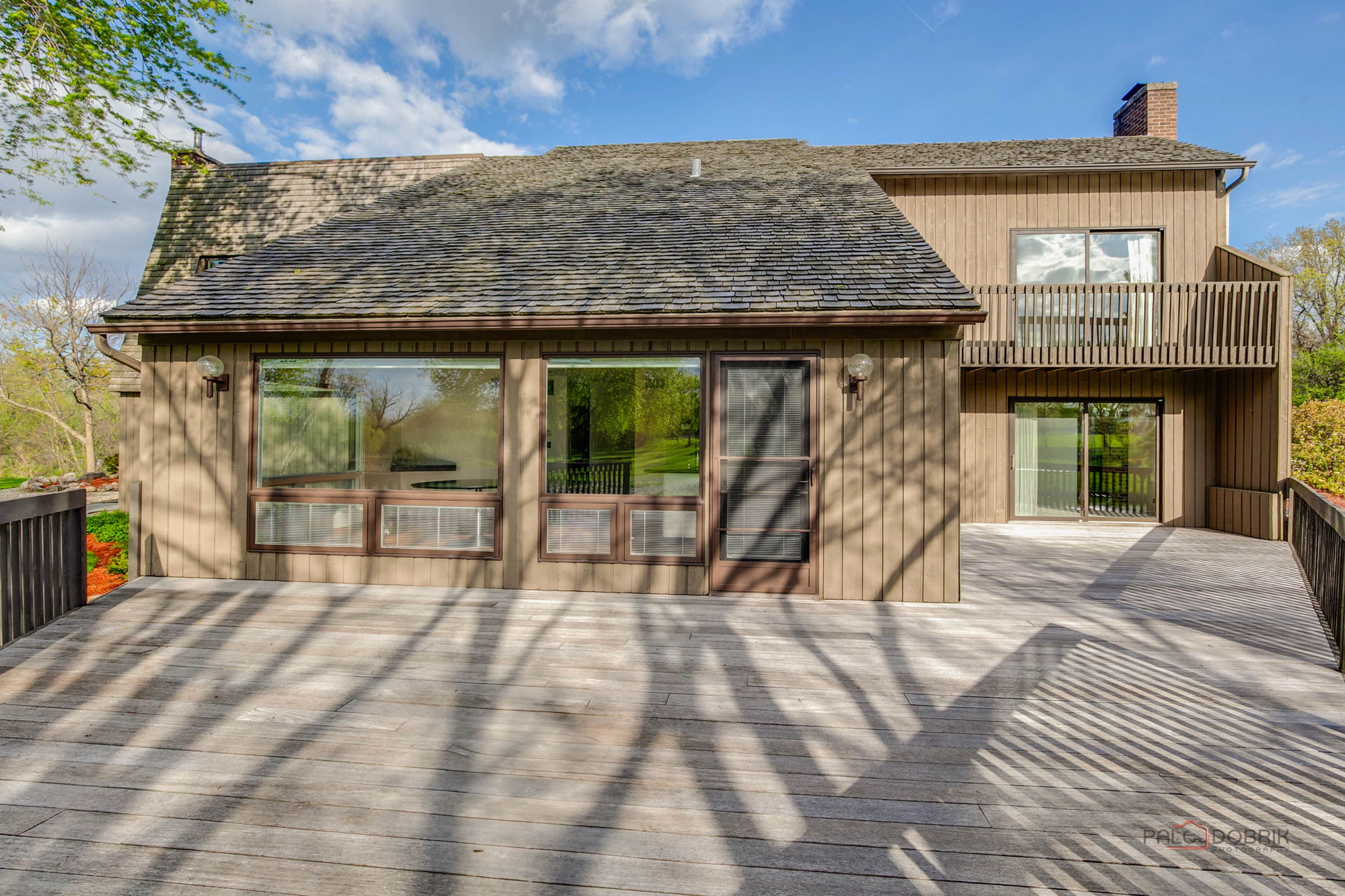 Front Deck overlooking pond