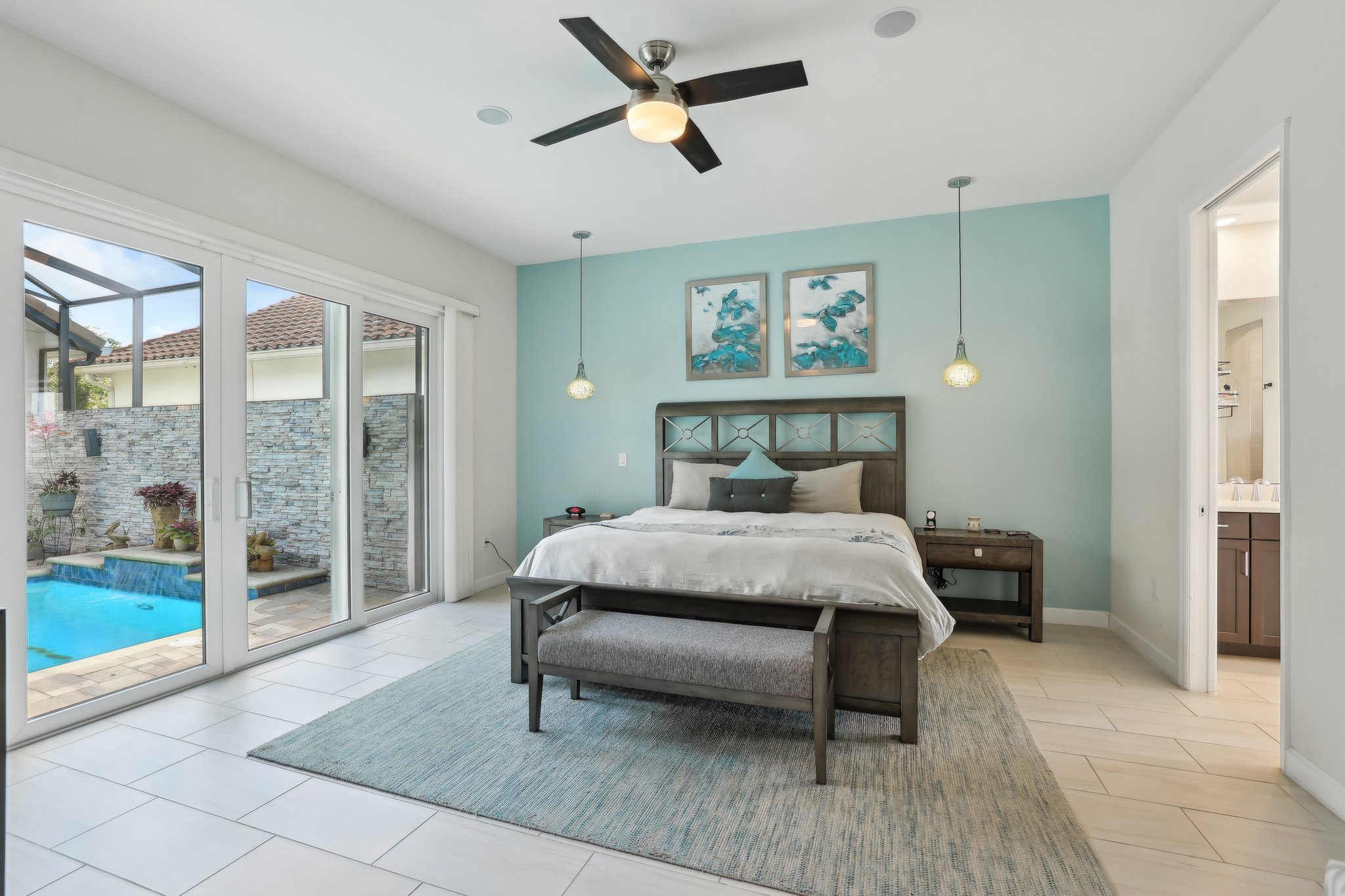 Lancaster Ridge Dr-1505-028.jpg